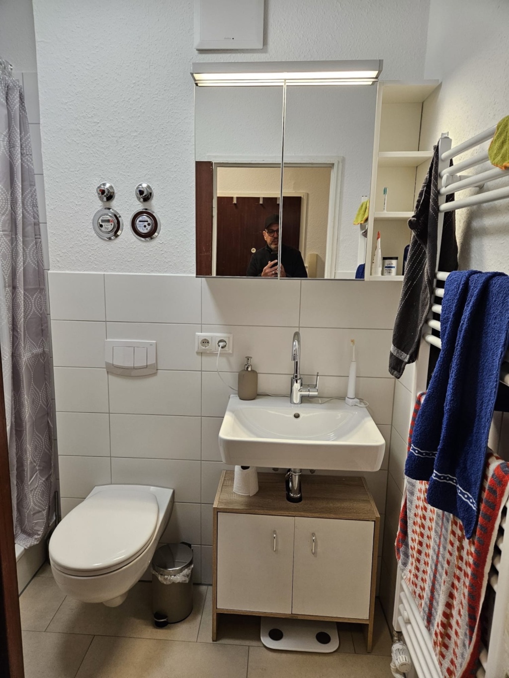 Möblierte 1 Zimmerwohnung nur mit WBS/Paragraph 5 Schein in Langenfelde – 22525 Hamburg Eimsbüttel – Vorschaubild 4
