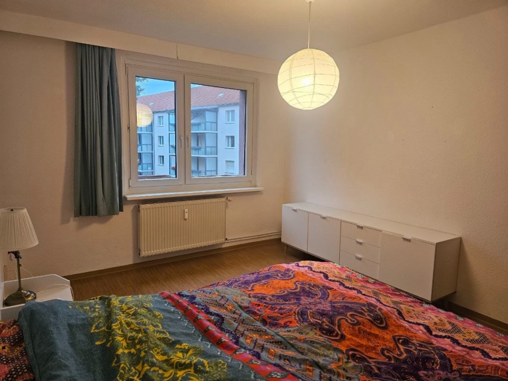 WG-Zimmer Mobiliert in Magdeburg Nähe OVGU | Frei ab 15. Oktober – 39106 Magdeburg Magdeburg – Vorschaubild 3