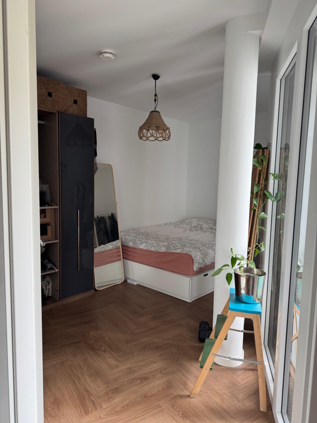 02-17.10.2026 (oder länger) Cozy & zentrale 2-Zi-Wohnung mit Balkon, nah Friedrichshain – 10367 Berlin Lichtenberg – Vorschaubild 8