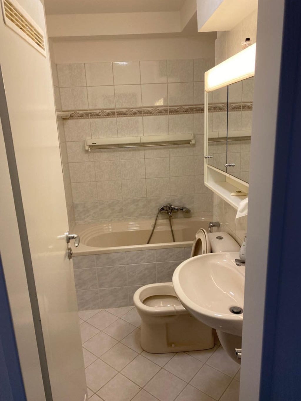 WG-Zimmer München Weitlstr. 42 - Bild 6