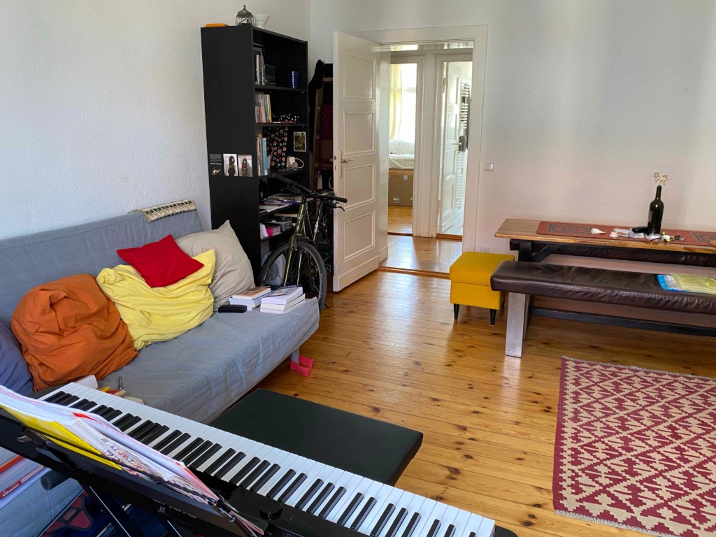 One bedroom flat in Berlin Lichtenberg for 5-6 months (possibly longer) from 4 October great location with Anmeldung – 10365 Berlin Lichtenberg – Vorschaubild 3