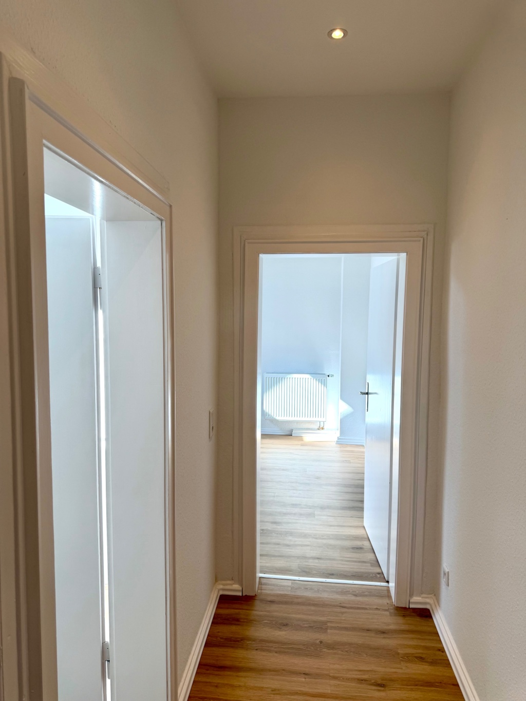 2026 kernsanierte 2-Zimmer Wohnung mit Bad, WC und Balkon wartet auf den Erstbezug – 42329 Wuppertal Vohwinkel – Vorschaubild 9