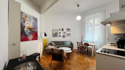Beautiful, furnished 2-room apartment in Friedrichshain near Boxi — photo 1