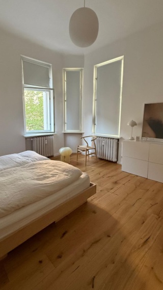 SUBLET 3–6 MONTH // 3 Zimmer Zentrale Altbauwohnung / Kudamm 400 m — photo 1
