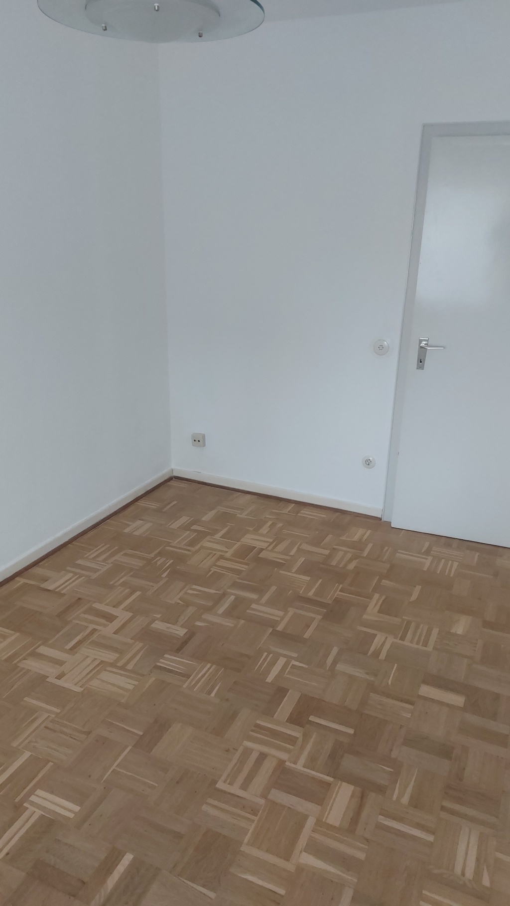 Neue Mädels-WG: 4 helle Zimmer mit Parkett in großem Haus mit Garten, 9 Min. ÖPNV bis MS-HBF, ab 1.10., ab 450 warm – 48159 Münster Sprakel – Vorschaubild 15