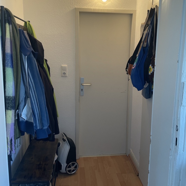 Schöne Studentenwohnung in zentraler Lage zur Untermiete – 52064 Aachen Aachen – Vorschaubild 2