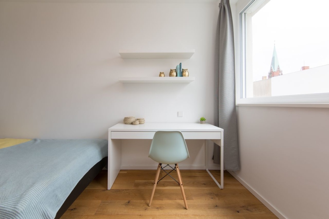 Helles Zimmer in moderner Wohnung in der Nazarethkirchstraße – 13347 Berlin – Vorschaubild 2