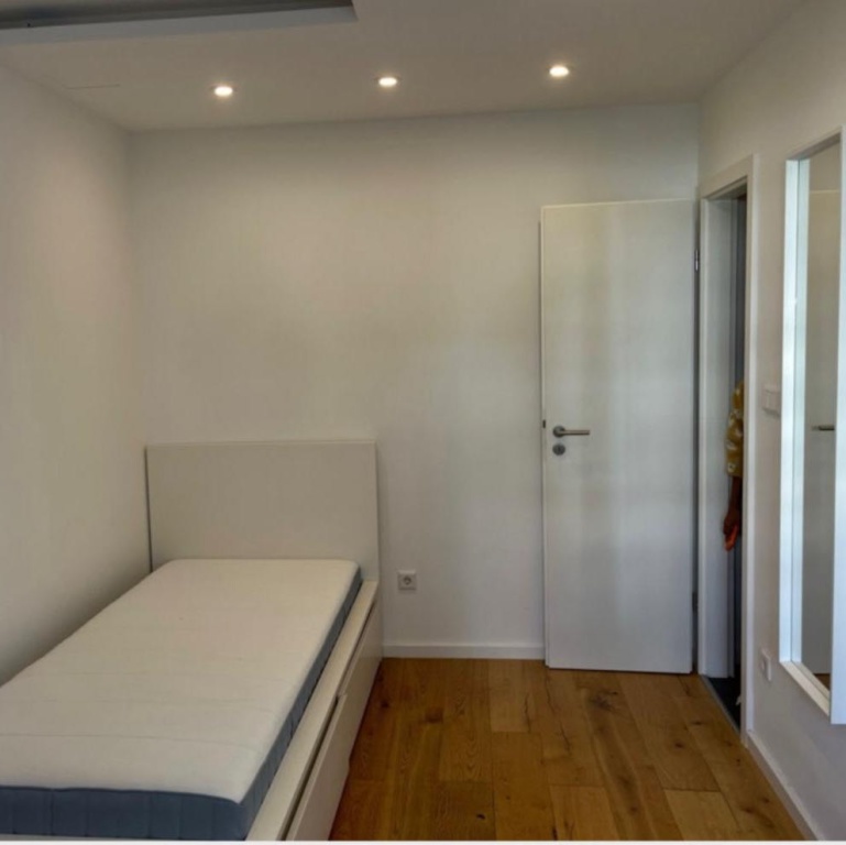 WG-Zimmer Thalkirchen-Obersendling-Forstenried-Fürstenried-Solln Geigenbergerstr - Bild 1