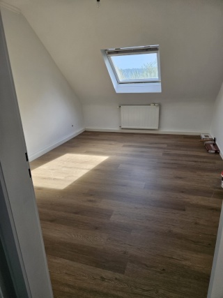 Ad image: Frisch saniertes 20 m2 Zimmer in 2er-Mädels-WG, direkt an der UNI Koblenz Isenburgstraße