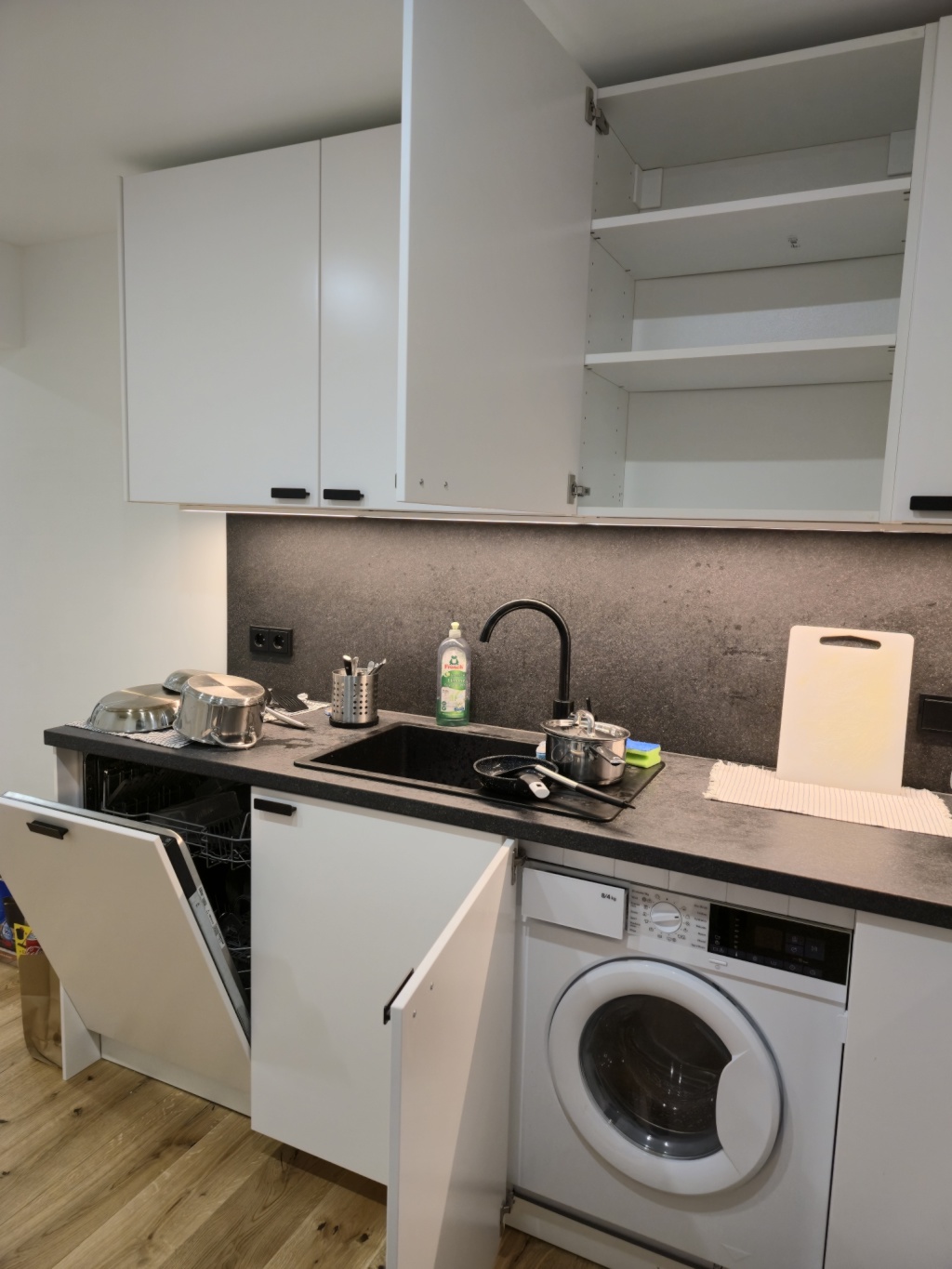 WG-Zimmer Feldmoching-Hasenbergl Weitlstraße 138 - Bild 8