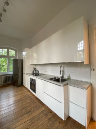 Ab sofort: Vollmöblierte Wohnung mit 4 Schlafzimmern – befristet auf 6 Monate — photo 1