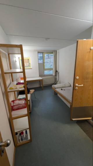 Anzeigenbild: Möbliertes 13 m2 Zimmer in Nürtingen – Zwischenmiete Dez.–Jan.