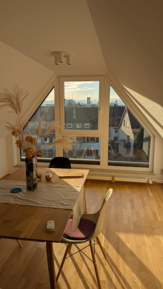 Voll möblierte 3 Zimmer Wohnung mit einem Tollen Ausblick