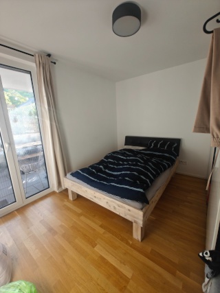 Zimmer in 2er WG in schöner Höhenlage in Stuttgart Wangen