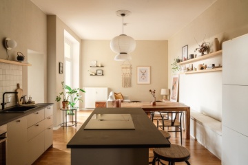Möblierte Wohnung in Berlin-Oberschöneweide – 80 m2, 2 Schlafzimmer, 2 Balkone — photo 1