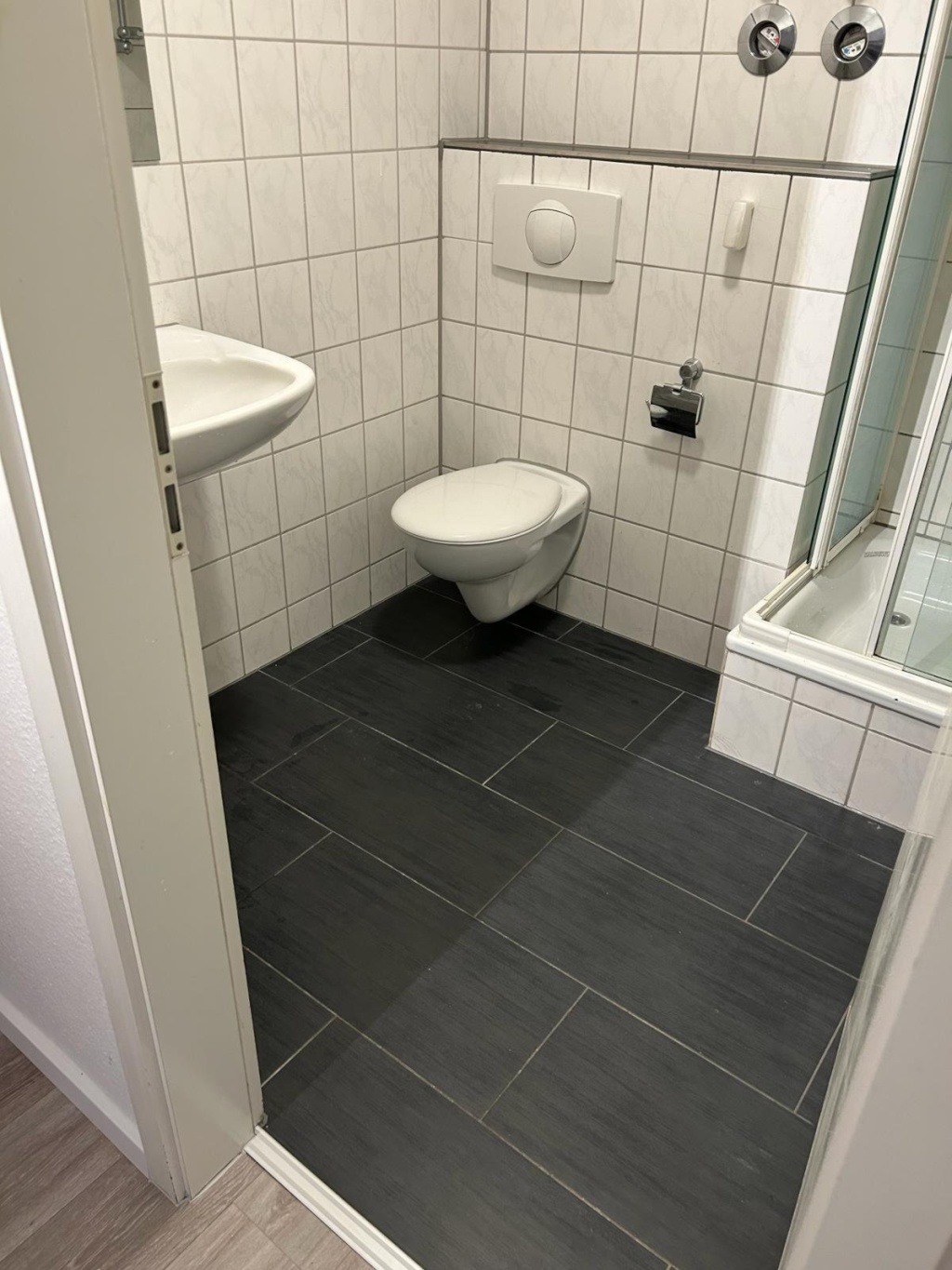 Habitación en WG Gohlis-Süd Elsbethstraße 33 - Bad