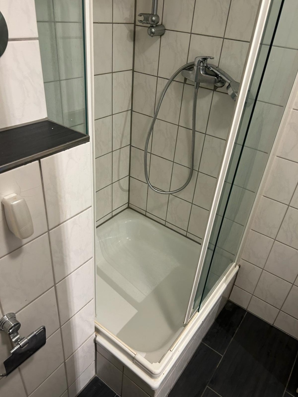 Habitación en WG Gohlis-Süd Elsbethstraße 33 - Bad