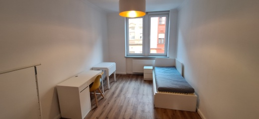 Ad image: Ab sofort: 2 Zimmer vollmöbliert als WG - 1. OG links - Kernsanierter Altbau im Herzen des Jungbuschs