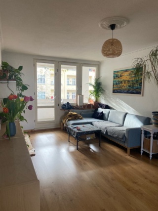Spacious flat in Reuterkeiz — photo 1