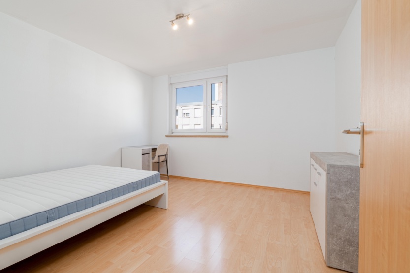 WG-Zimmer 2 in Bauernfeind, möbliert, 14,60 qm