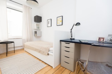 Anzeigenbild: Möbliertes 10 qm großes WG-Zimmer zum 01.11.  in netter 3er WG in Hamburg - Barmbek Süd