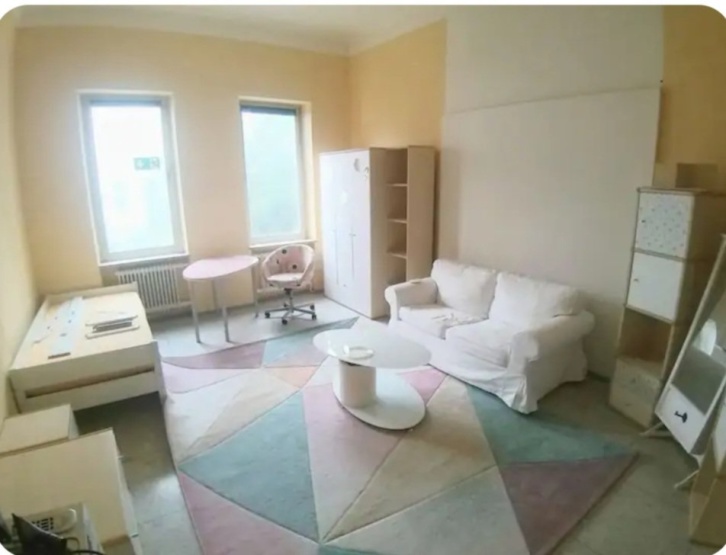 Süßes Zimmer in toller Gegend, zur Zwischenmiete im (circa) November
