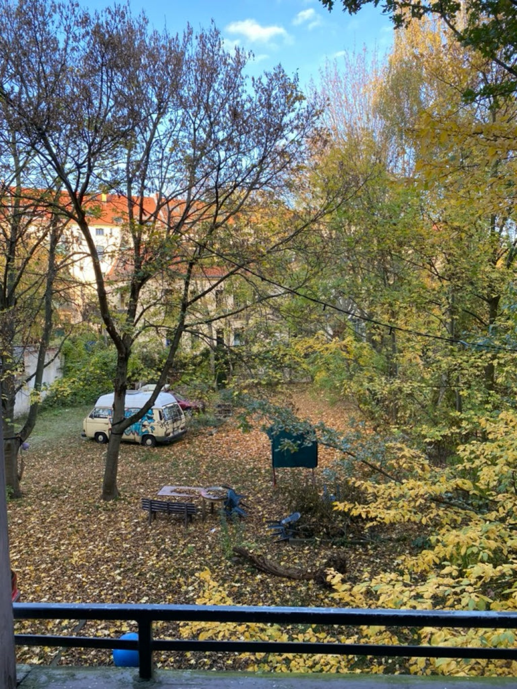 WG-Zimmer Connewitz Bornaische Str. - Blick von Balkon - Hinterhof