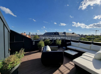 Traumwohnung Penthouse-Stil ! renovierte 85m2 2 Zi. Dachwohnung mit 22m2 Dachterrasse & Tiefgarage