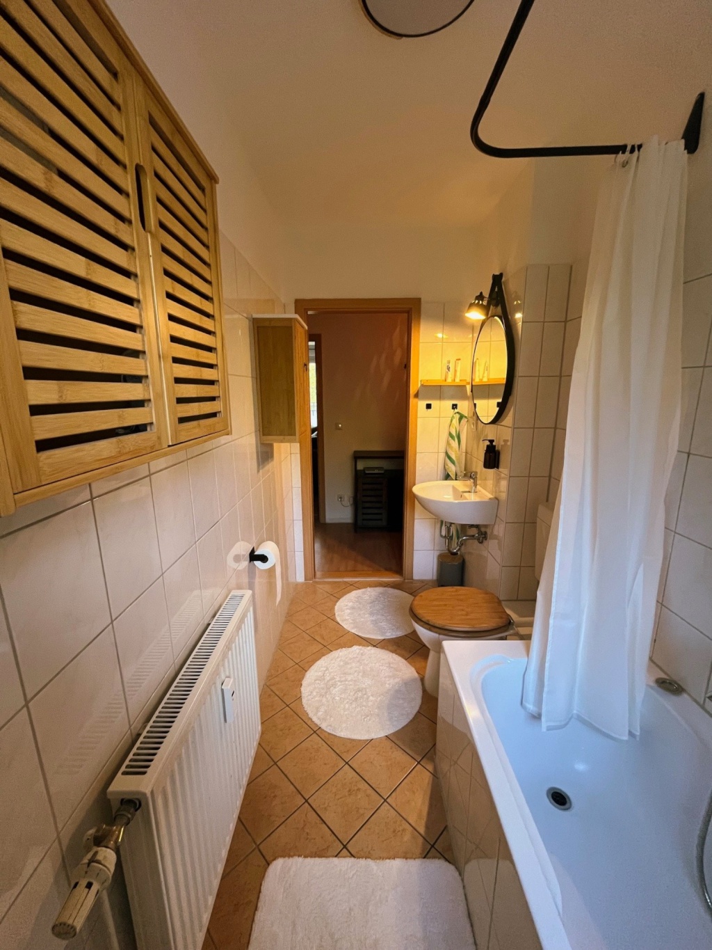 Wohnung Lichtenberg Lincolnstraße - Bad (2)