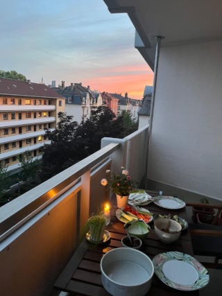 Schöne, helle 2-Zimmer Wohnung in Bornheim mit Balkon