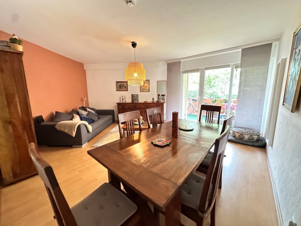 Flat Gesundbrunnen Grüntaler Str.. - Wohnzimmer