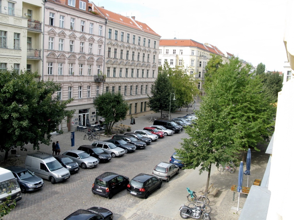 helles schönes 24 qm Zimmer in schöner 125 qm Wohnung – Foto 2