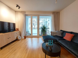All-inclusive & möbliert: Ruhige 3 Zimmer Wohnung in Friedrichshain — photo 1
