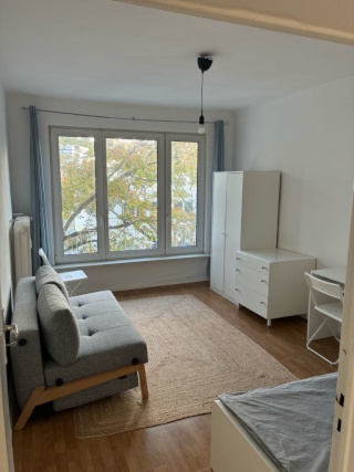 Bright and cozy 2 room apartment — photo 1