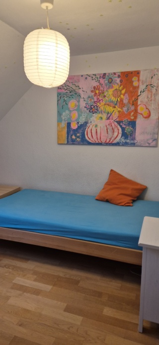 Zimmer in Reihenhaus zur Untermiete