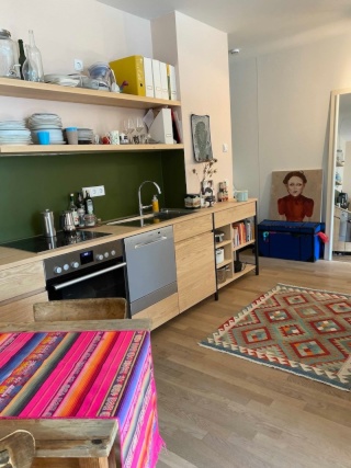 Zwischenmiete: gemütliche, ruhige möblierte 2 Zimmer-Wohnung mit Balkon, nahe Landwehrkanal — photo 1