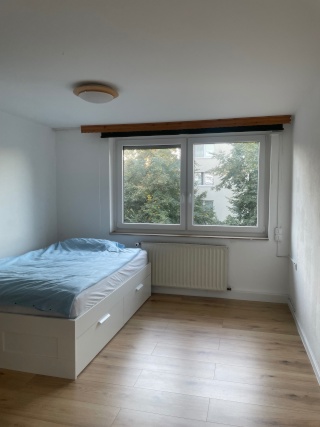 Schönes Zimmer im grünen Wehlheiden