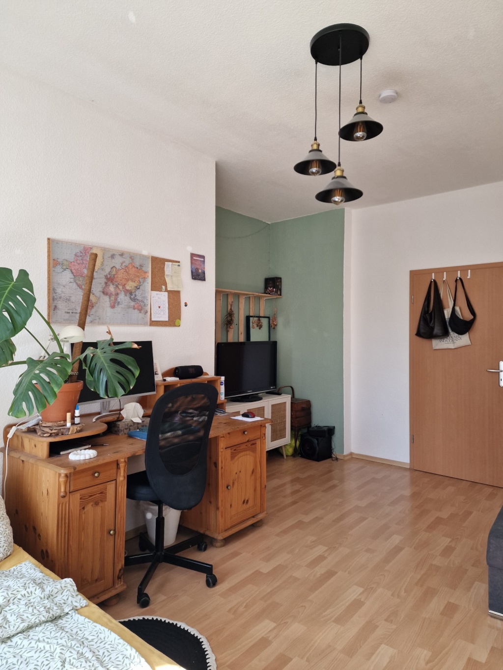 WG-Zimmer Bernsdorf Lutherstr. - Bild 2