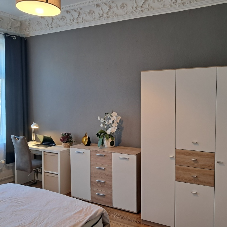 Helles Zimmer in Harvestehude, Wohnung altbau, ca. 100mq mit Balkon – Foto 2
