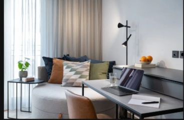 Modern möbliertes Studio mit Balkon in Berlin-Friedrichshain – Voll ausgestattet, verfügbar ab 15. Oktober 2026 — photo 1