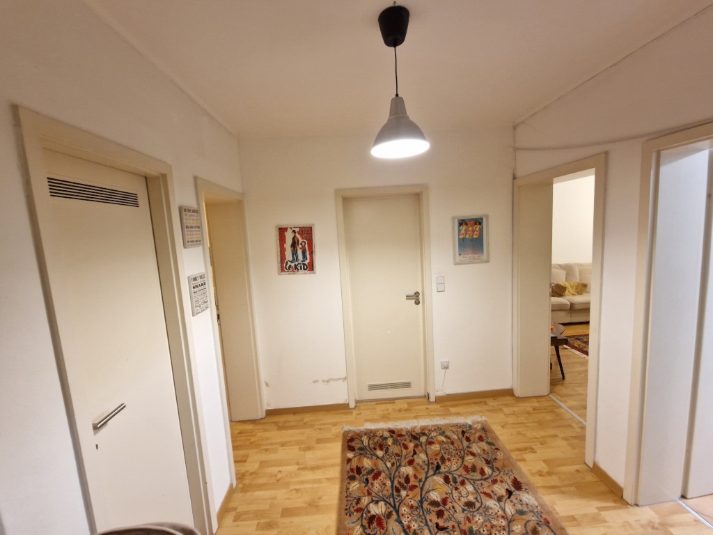 Wohnung Wedding Lynarstraße 2A - Hallway view 1