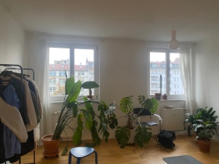 1-Year Sublet: Bright 2-Room Apartment by the Canal in Berlin-Neukölln — photo 1