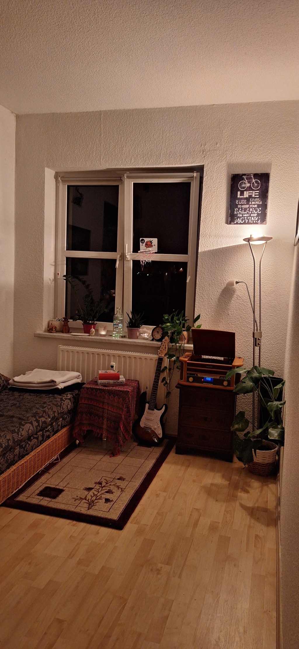Habitación en WG Dölitz-Dösen Giebnerstraße - Bald dein Zimmer? 👉👈