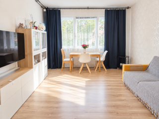 Kurzzeitmiete Wedding: Möbiliert, 2 Zimmer für 2 Monate — photo 1