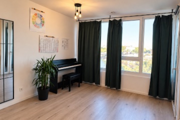 Möblierte 43-m2-Wohnung am S+U Lichtenberg | 01.02. – 30.04.2027 — photo 1