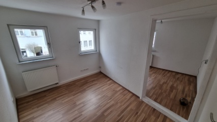 Anzeigenbild: WG-Haus sucht neue Bewohner 18m2 Doppelzimmer