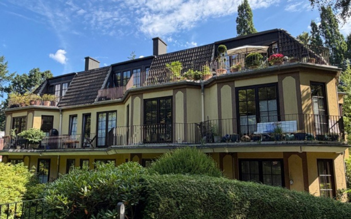 Sonnendurchflutetes Studio in exklusiver sicherer Lage – Blankenese