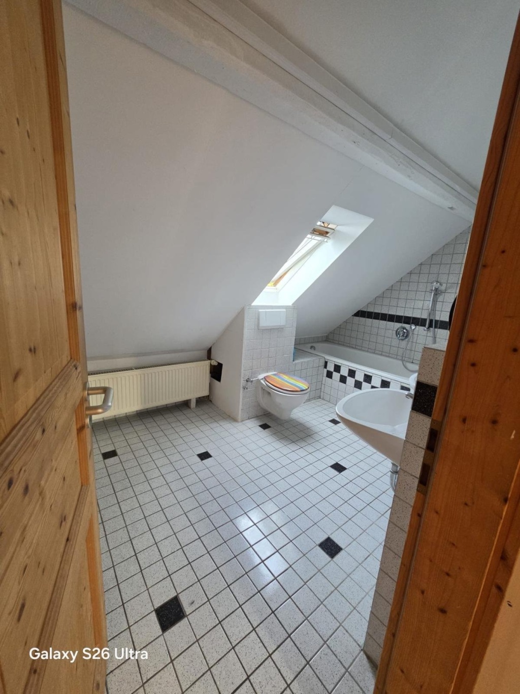 Wohnung Edingen Theodor-Heuss-Straße - Badezimmer mit Duschwanne