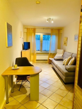 Anzeigenbild: One Beedroom Studio in Köln-Immendorf Full Furnished, 15qm2, 540 EUR Warm (incl. Heating / Water / Electric) Available immediately and ready for occupancy