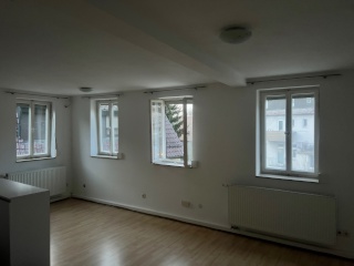 Anzeigenbild: 25m2 WG Zimmer im Zentrum von Nürtingen